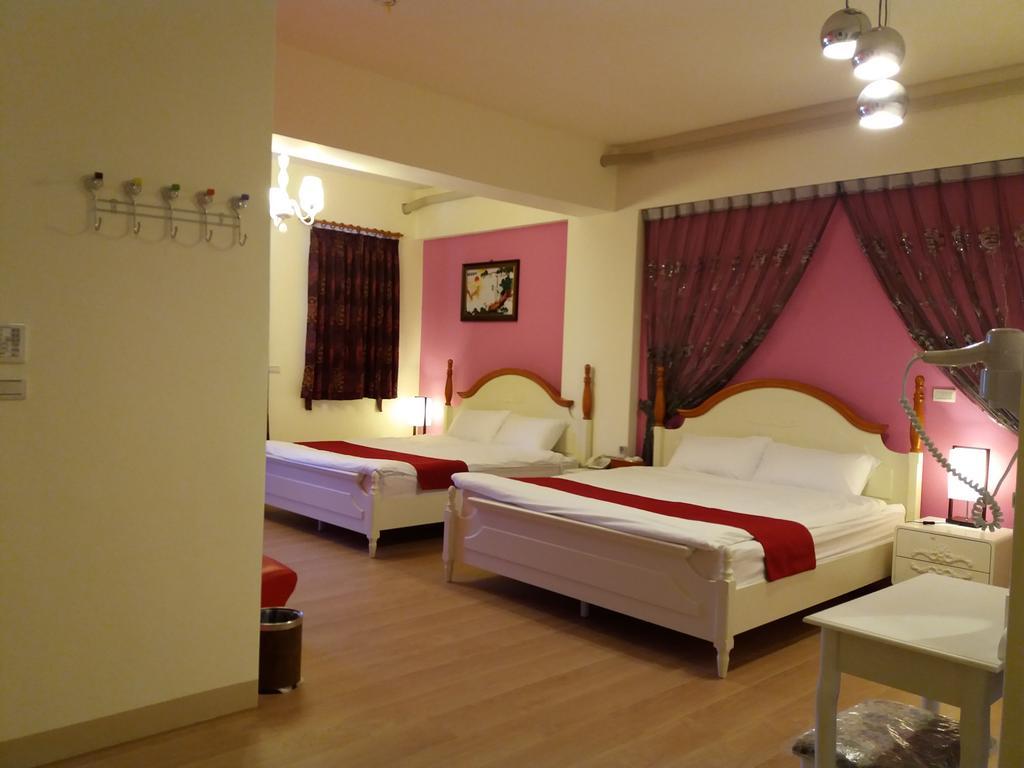 Money B&B Hualien City Exterior photo