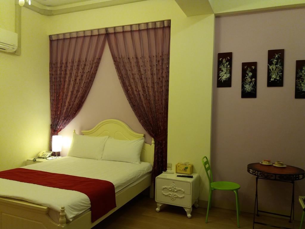 Money B&B Hualien City Exterior photo