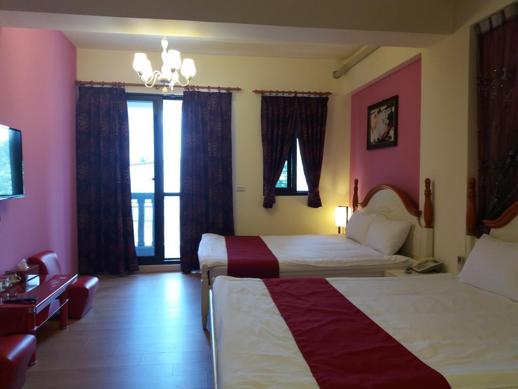 Money B&B Hualien City Exterior photo